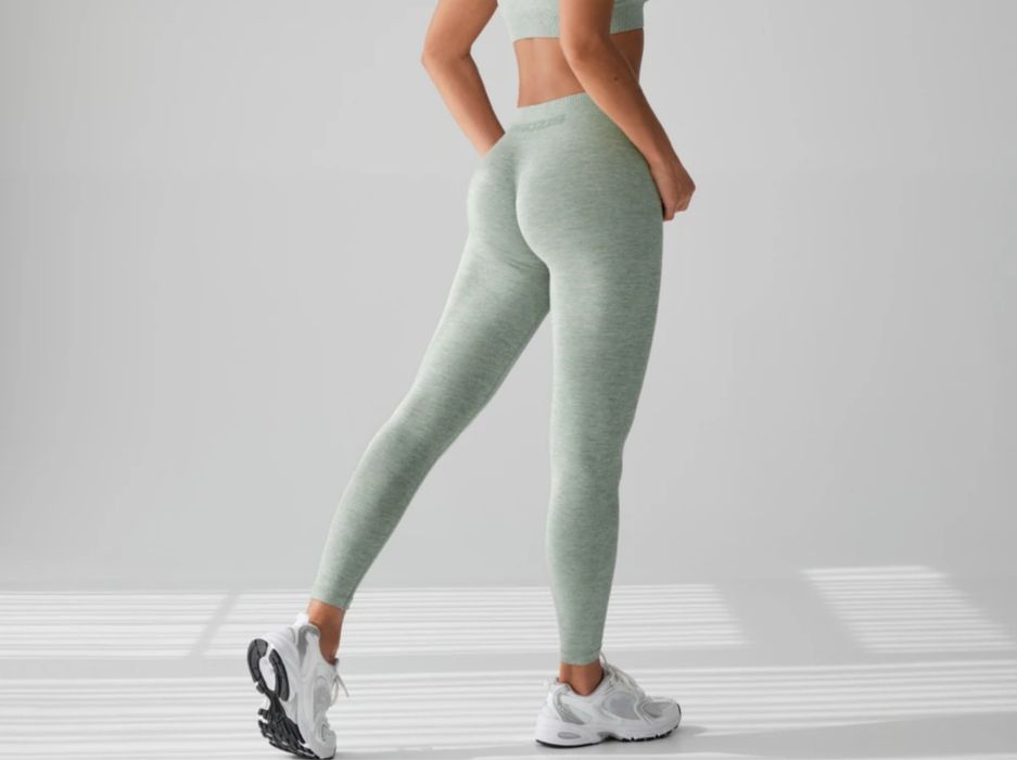 Conjunto prozis leggings e top novo