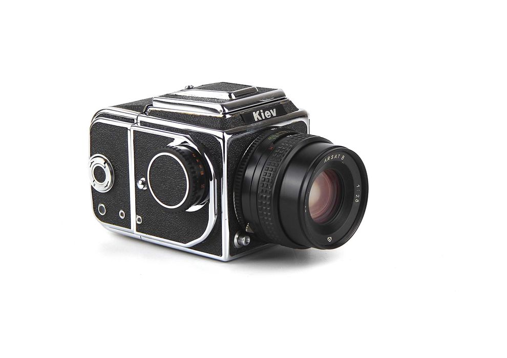 НОВЫЙ Фотоаппарат КИЕВ-88 TTL Объектив ARSAT B Формат 6х6