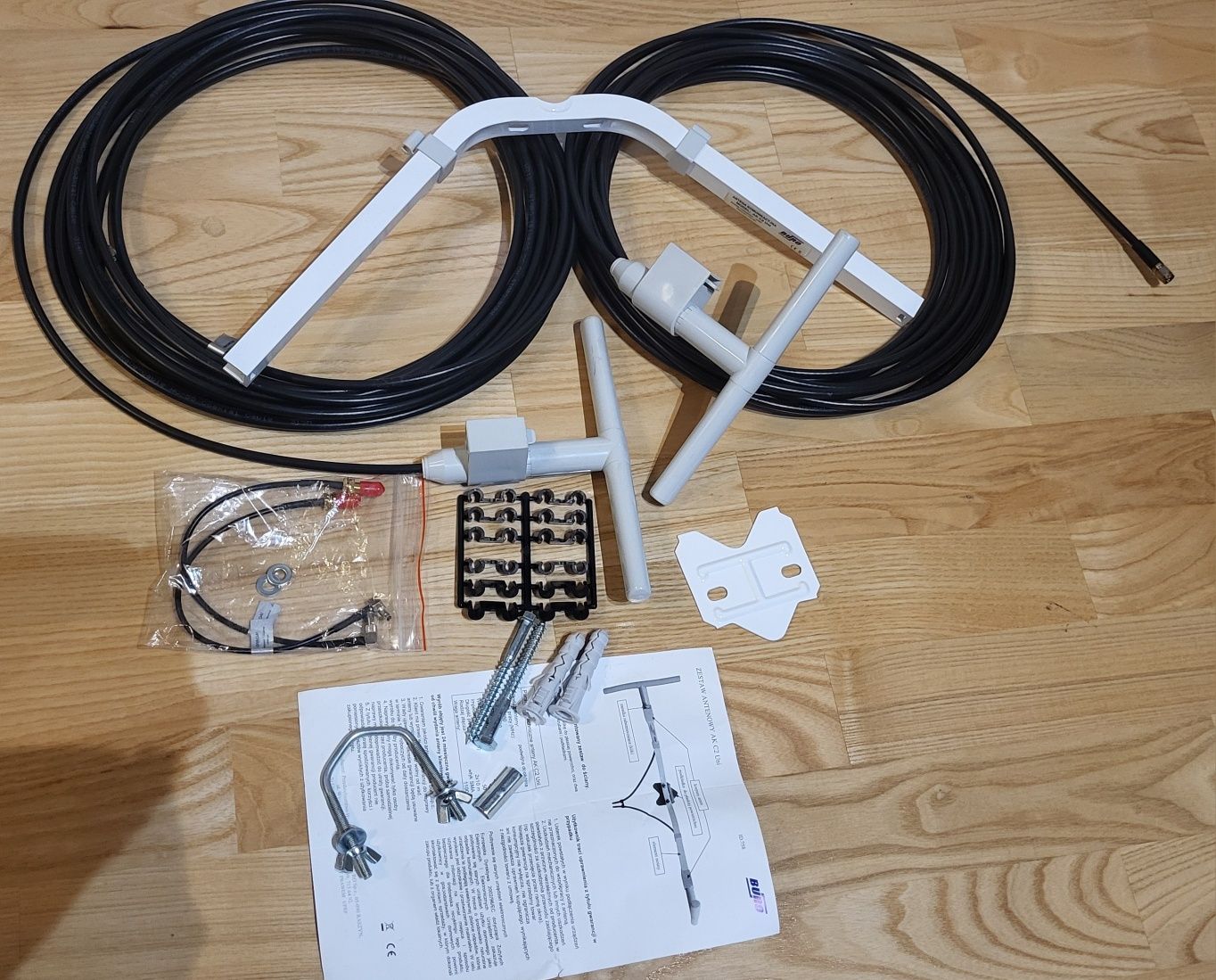 Antena wifi - Zestaw antenowy AK C2 Uni