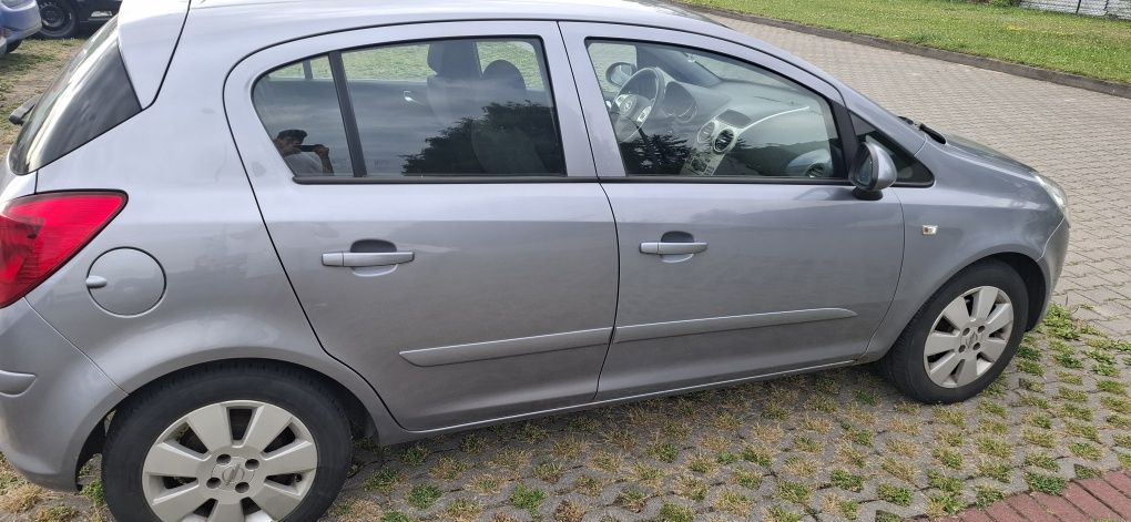 Opel corsa D 1.2