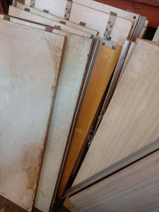 Полиця меблева бу