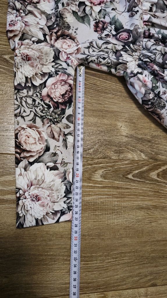 Śliczna sukienka 104/110 handmade