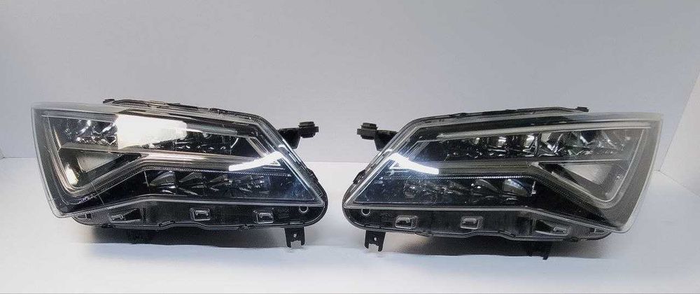 Фари. Комплект. Seat Ateca. Cupra.