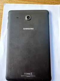 Tablet Samsung SMT560