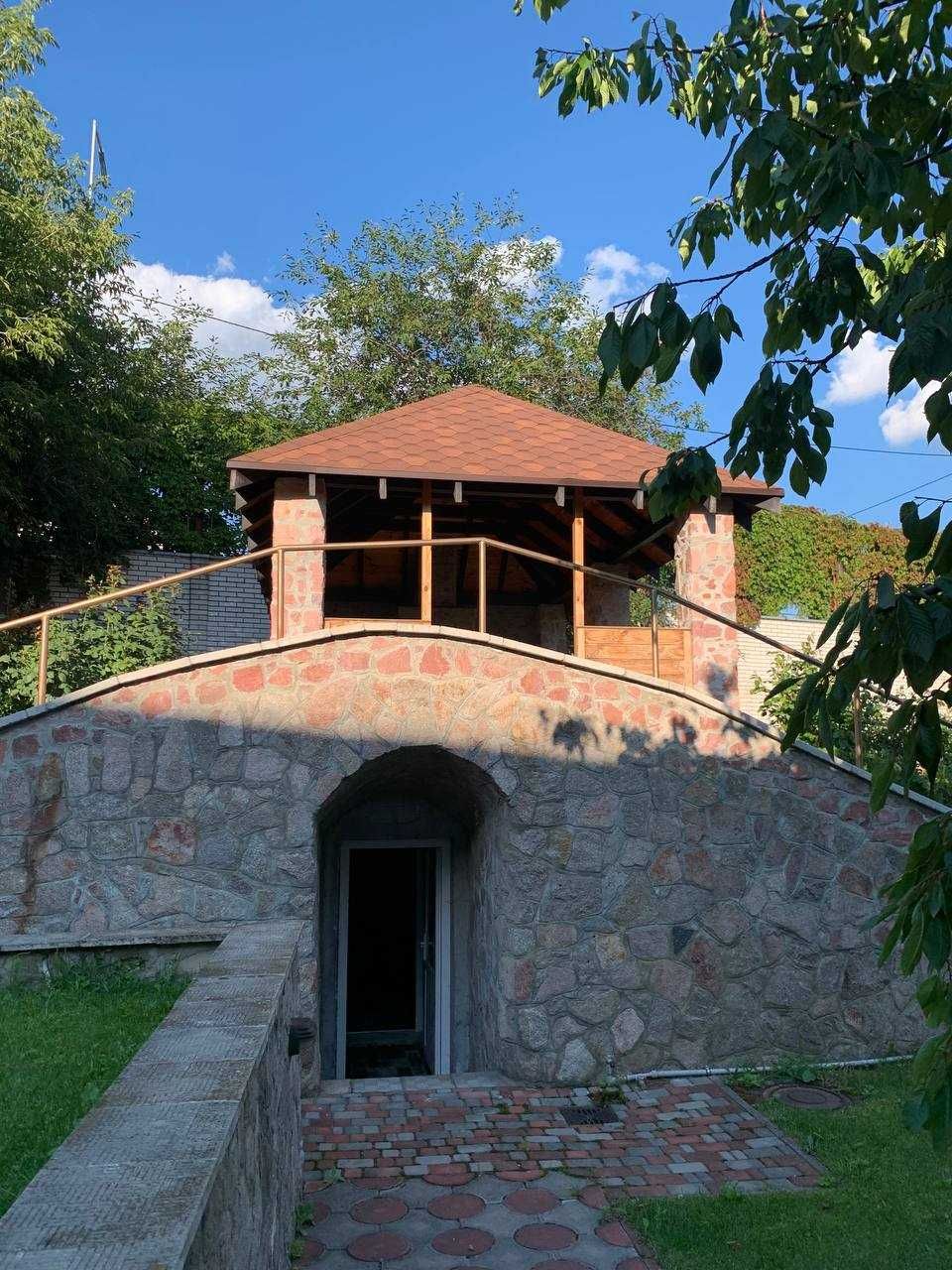 Оренда сучасного приватного будинку Печерськ від власника без комісії