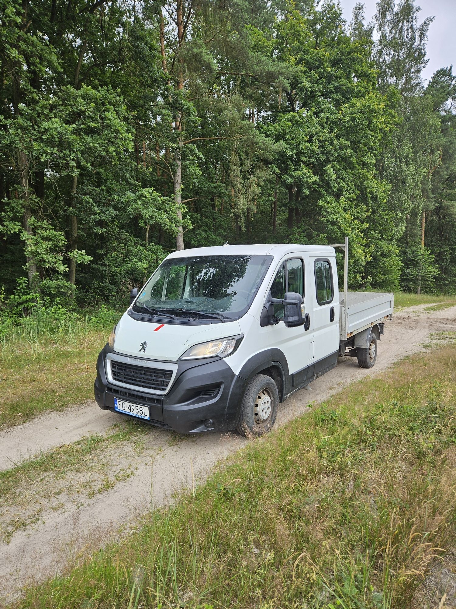 Peugeot Boxer  2014 r brygadowka 7 miejsc