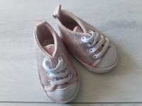 Buty buciki niechodki niemowlak dziewczynka roz 62 dla dziecka 0-3mies