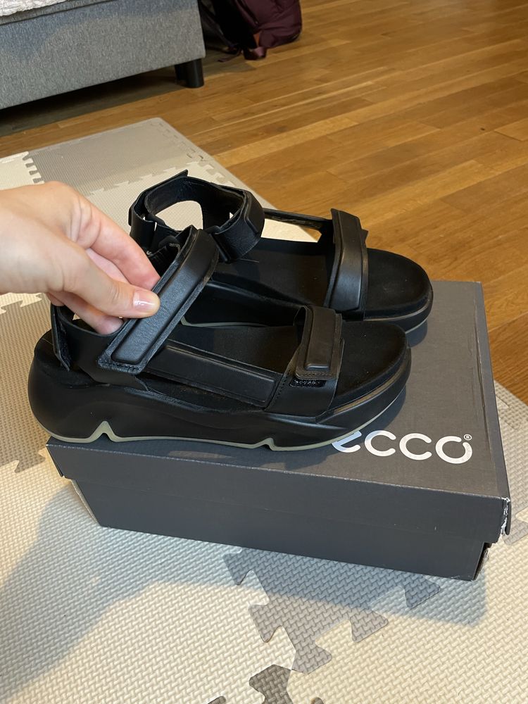 Sandały Ecco 40 Chunky