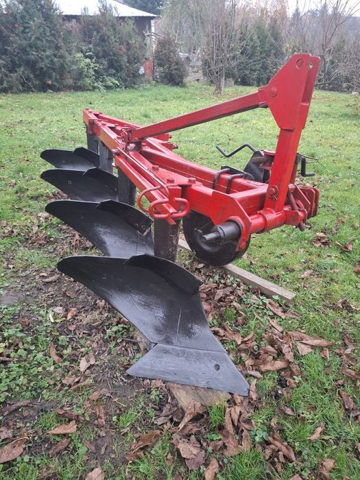 Pługi 4 skibowe na wysokiej słupicy nowe kowalskie lemiesze