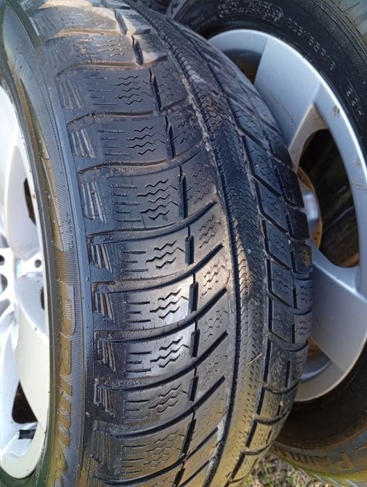 Oryginalne Felgi z oponami do BMW 16 cali