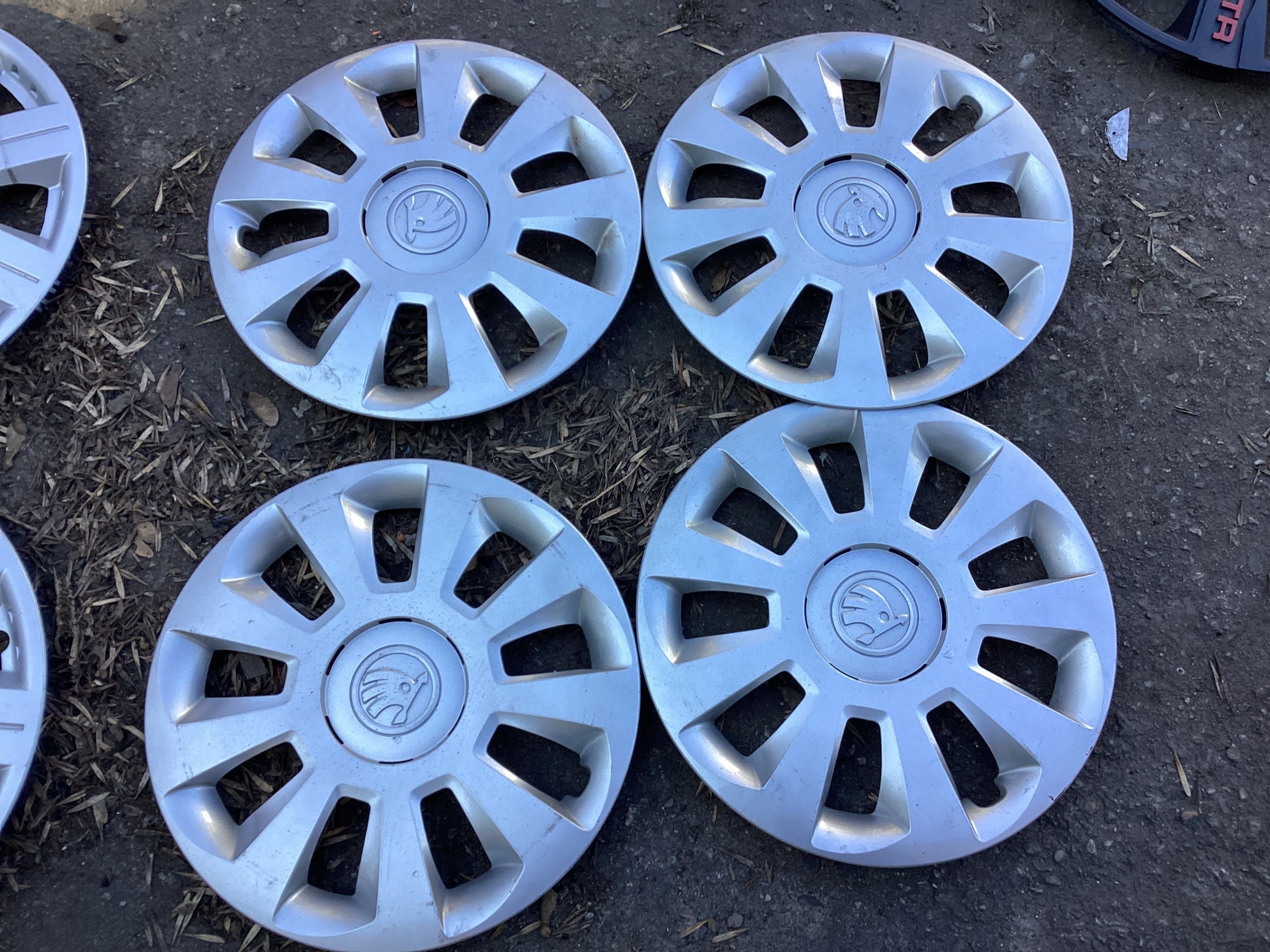 SKODA kołpaki 15” 15cali 4sztuki oryginalne