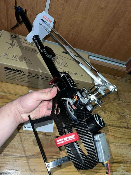 Helicóptero RC FlyWing FW450 V2 GPS