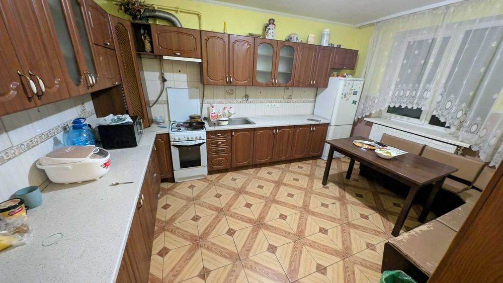 Оренда ізольованої кімнати вул Виговського