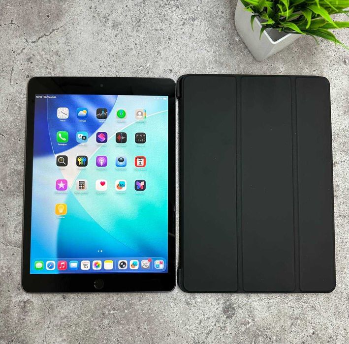 Планшет IPad 9 64gb + lte + чохол