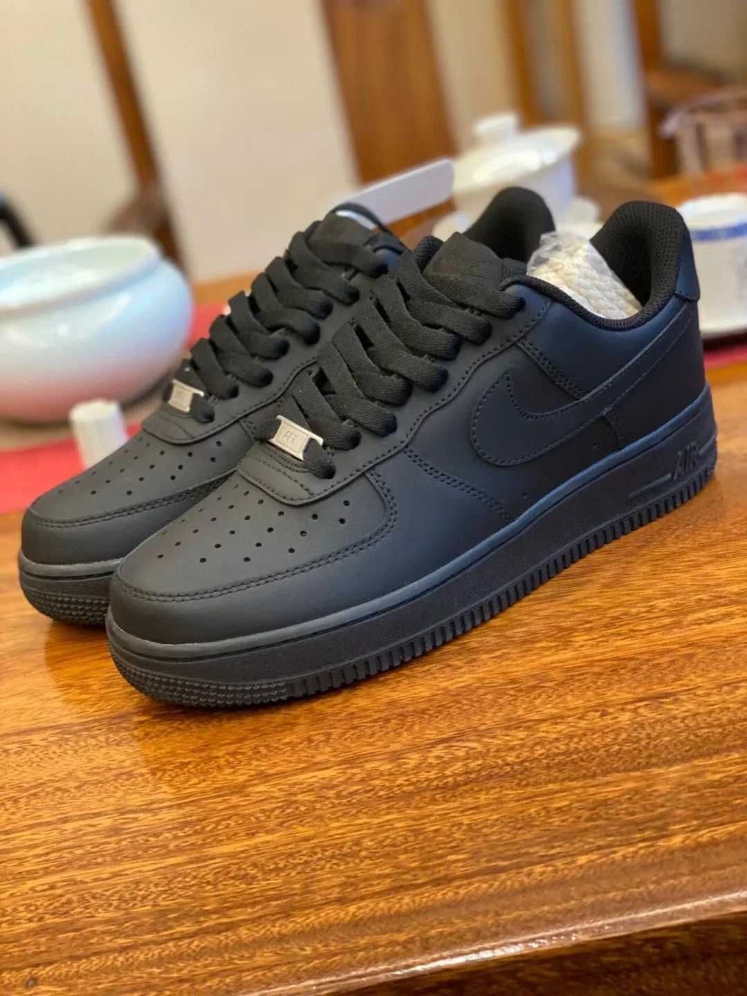 Nike Air Force 1 '07 Black EU 42