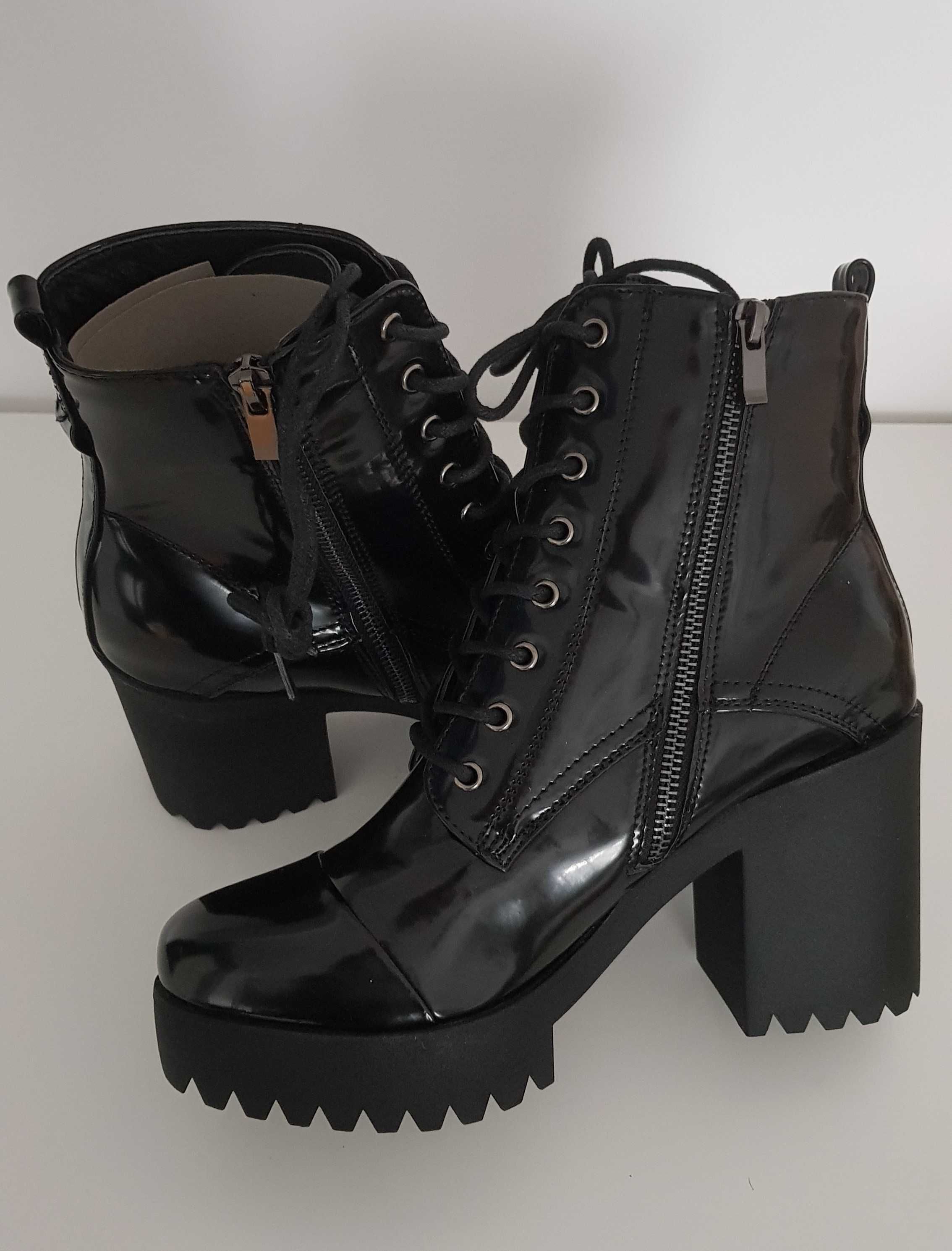 Nowe buty Fashion Nova, czarne