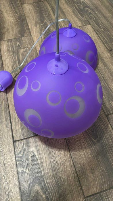 2 lampy ,wiszące fiolet