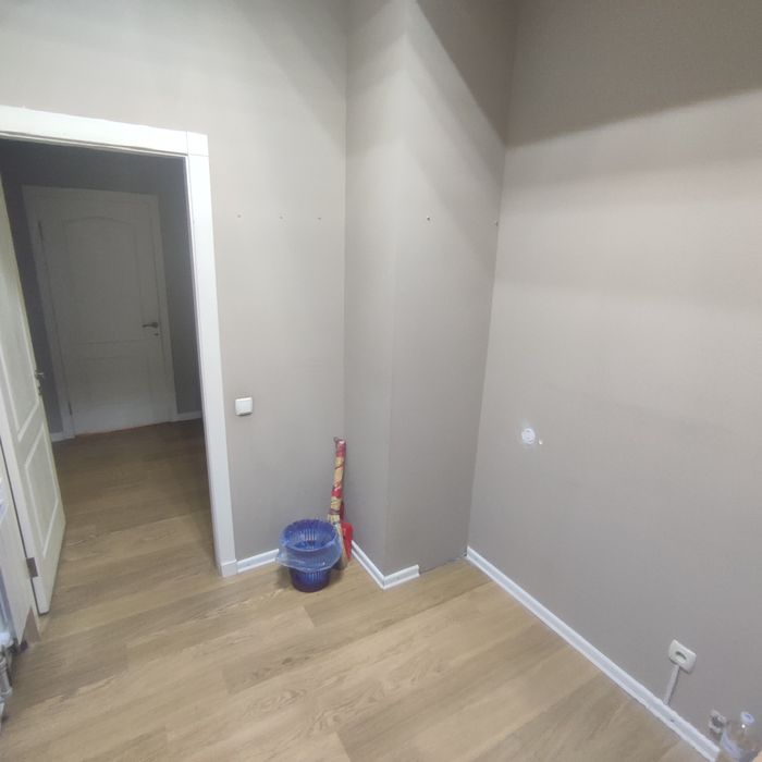 Приміщення на проспекті Олександра Поля 100