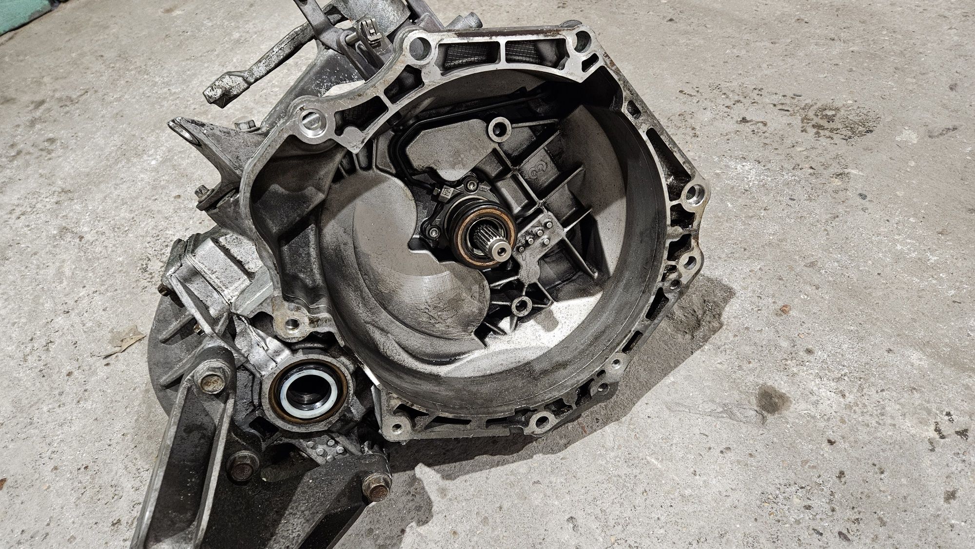Skrzynia biegów m32 1.4 Turbo A14NET A14NEL opel astra j meriva b