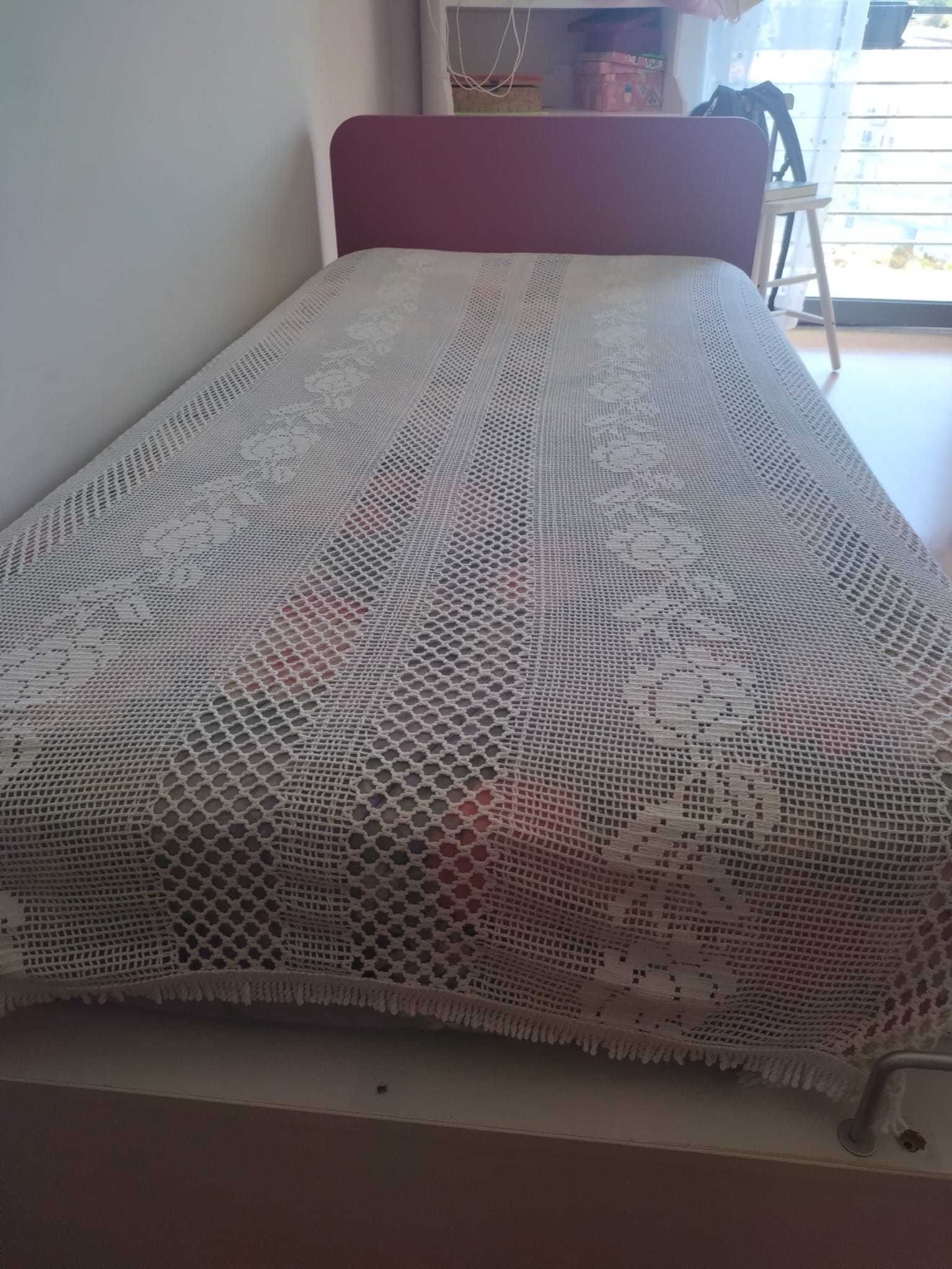 Cama dupla de criança