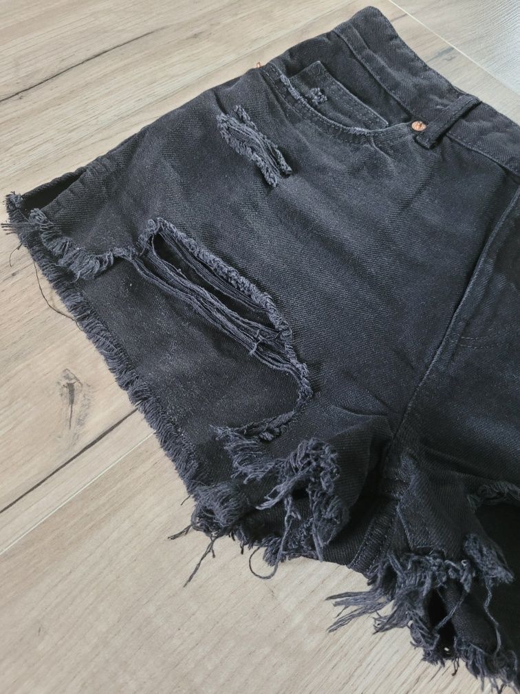 Szorty jeansowa czarne poszarpane rozmiar M