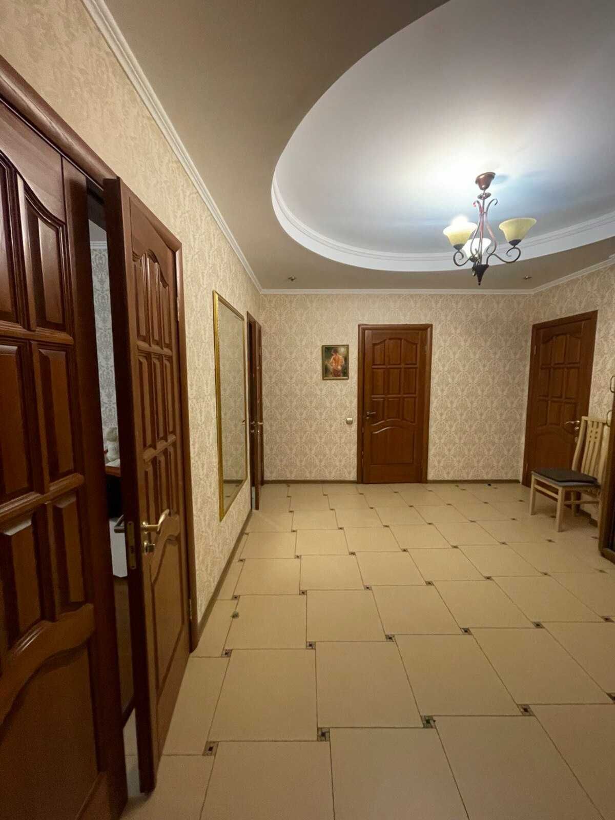 Продаж 3 к. кв. ЖК Голосіїво, вул. Голосіївська 13 а, метро Деміївська