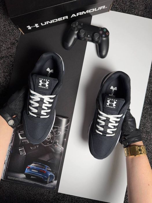 Чоловічі кросівки андер армор Under Armour Essential Runner [41-46]