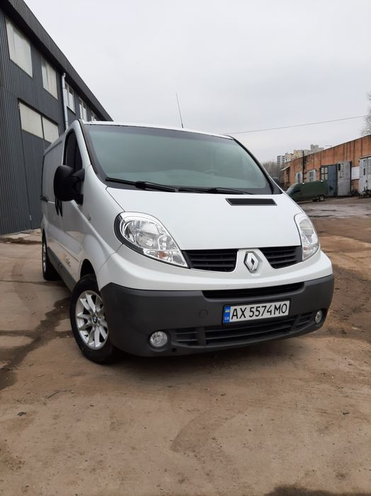 Продам рено трафік
