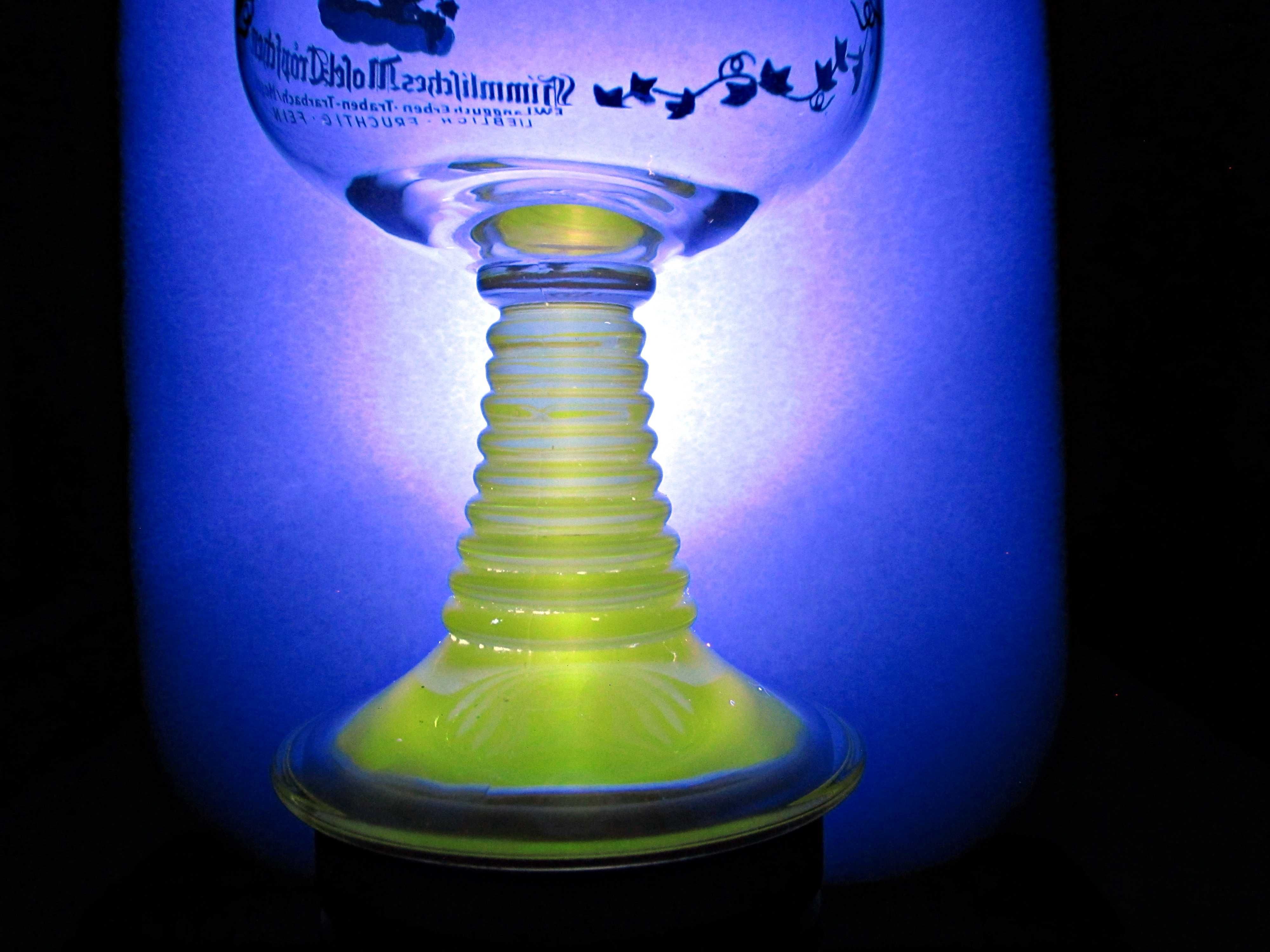 ŚLICZNE stare kieliszki - reaktywne w UV - REMERY - komplet 6 szt
