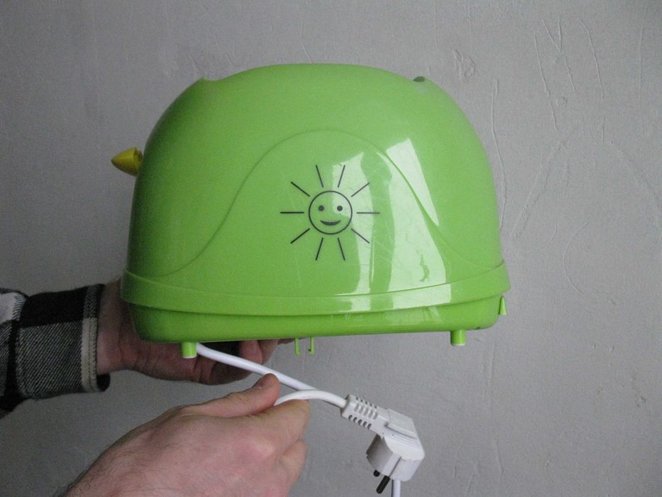 Тостер Esperanza SMILEY EKT003 Green