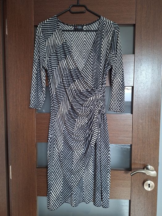 Sukienka damska na zakładkę rozmiar M