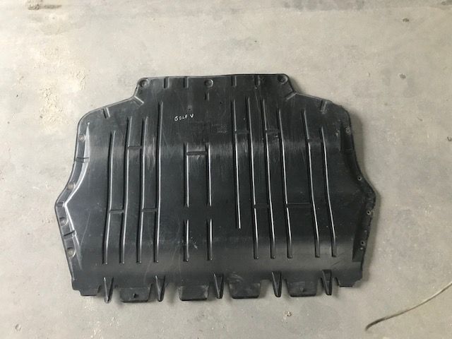 Blindagem de Motor Vw Golf V 5