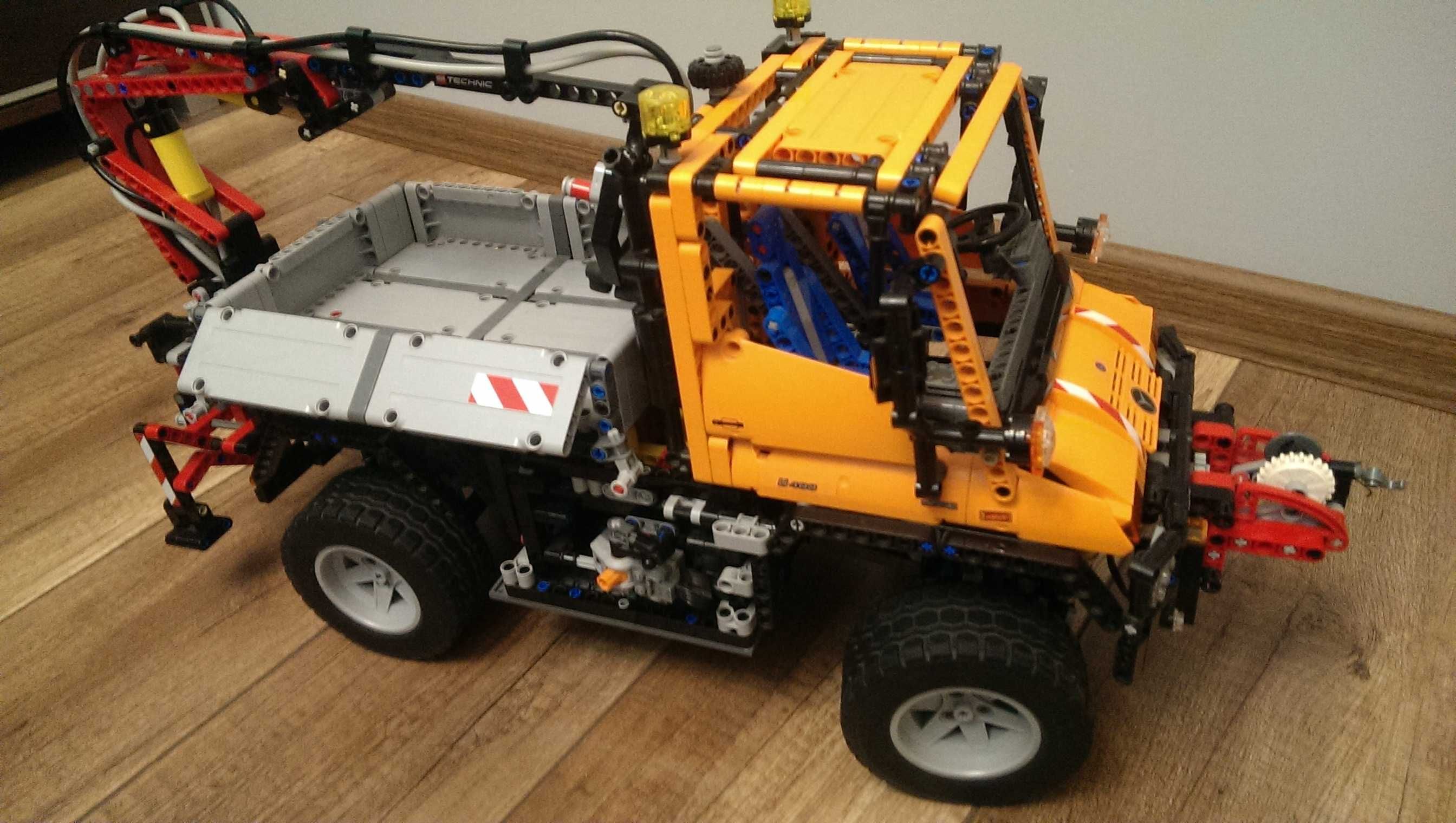 LEGO 8110 Technic Mercedes Benz Unimog U 400 + DODATKI Lego LED