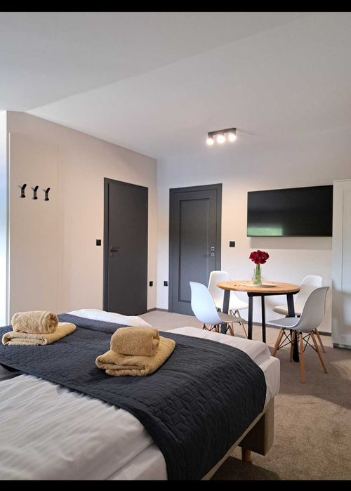 NOCLEGI pokoje REWA k. Gdynia