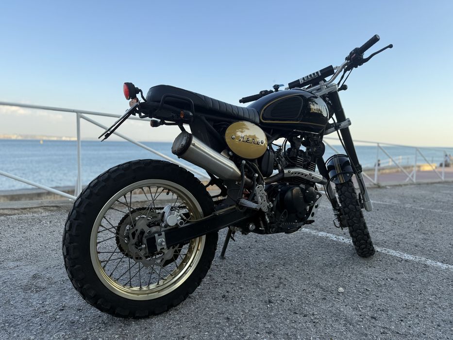 Bullit Hero 125 Preta e Dourada - 01/2021