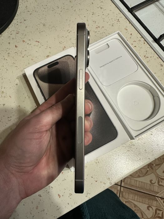 Apple iPhone 15 Pro Max 512gb Natural Titanium E-Sim