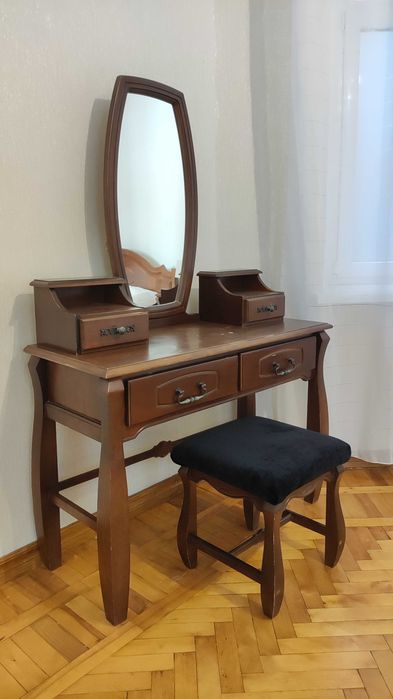 Сдам до травня. Від ріелтора. 2 кімнатна, Осипова/Троїцька.