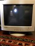 Продаю монитор Samtron 56E 15"