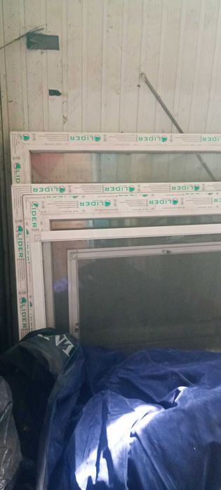 Два вiкна не стандартного розмiру