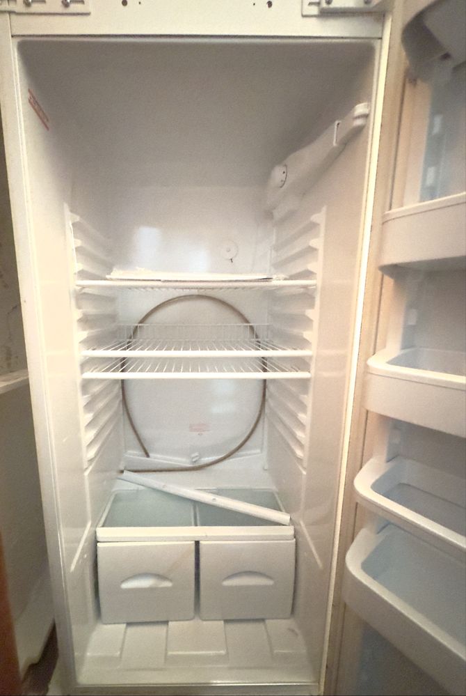 Frigorífico Indesit GD290 de Encastre - Novo! Artigo de Exposição