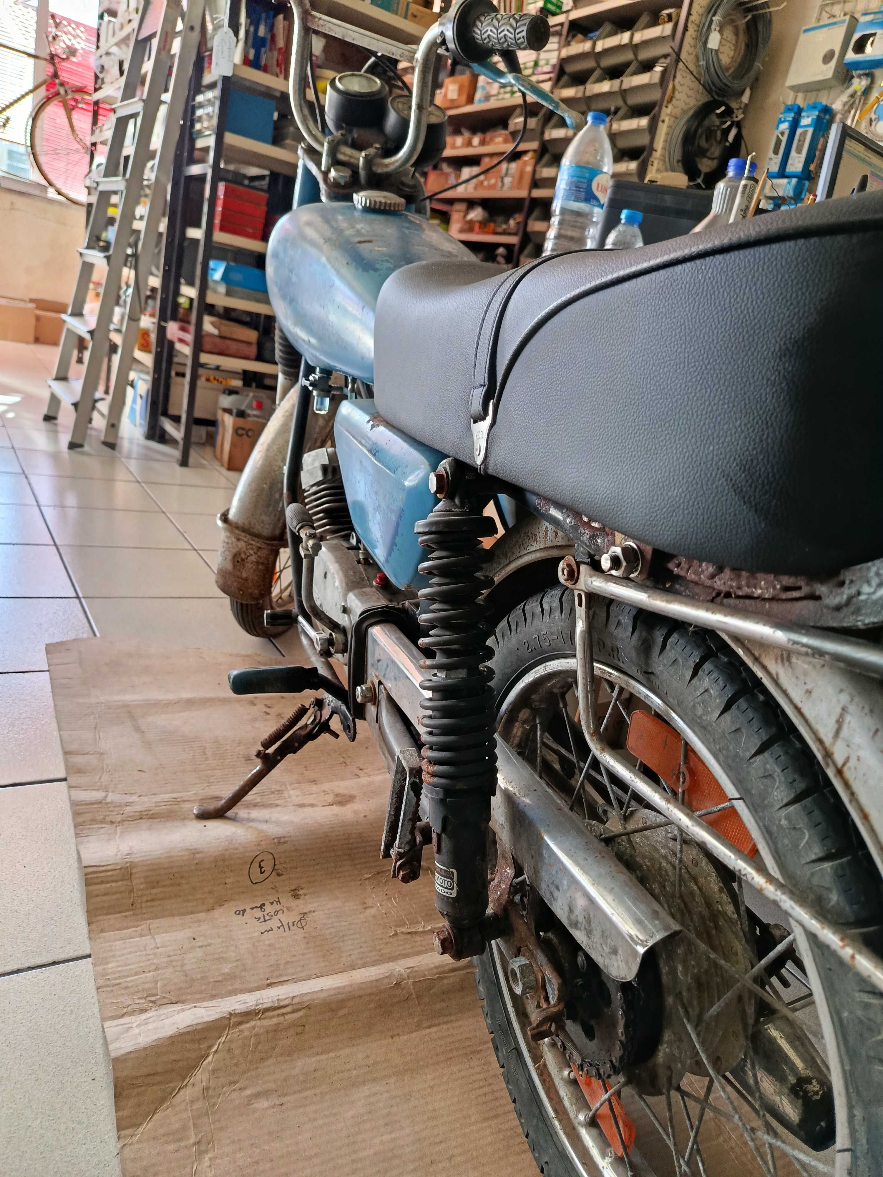 Motorizada Casal Confersil