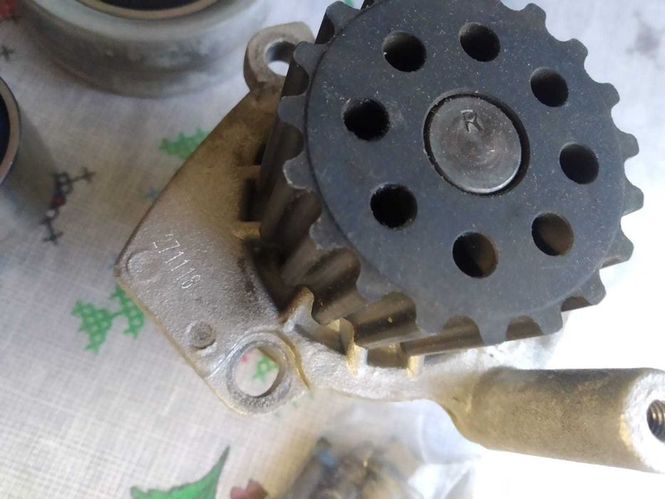 Комплект ГРМ з помпою