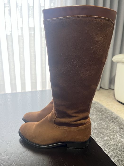 Botas em Pele Camel Tamanho 36