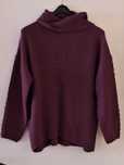 Damski sweter z golfem