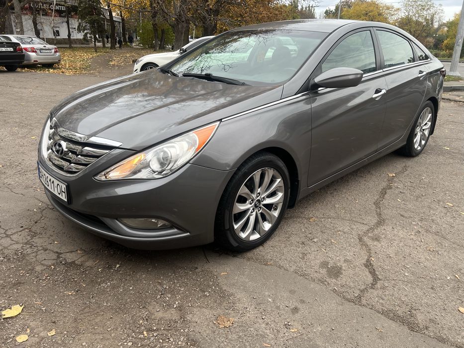 Hyundai sonata yf 2.0T