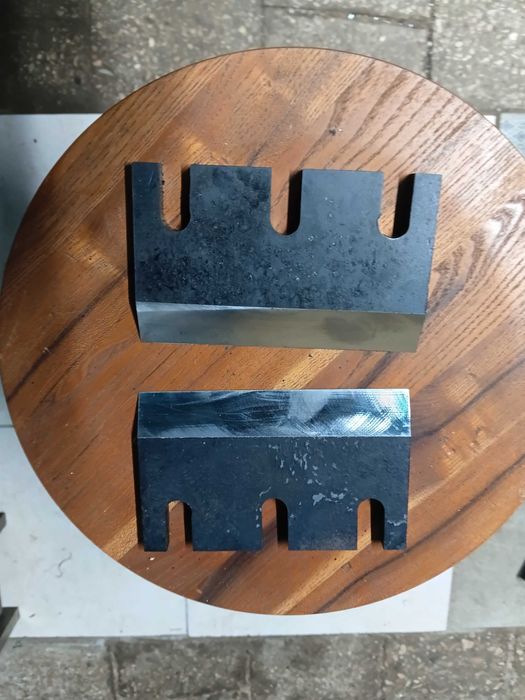 Ножі на подрібнювач гілок