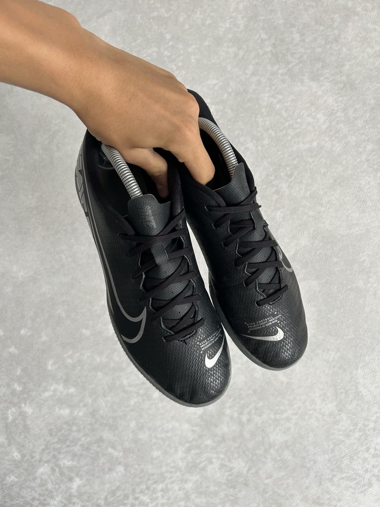 Футзалки Nike Mercurial Vapor 13