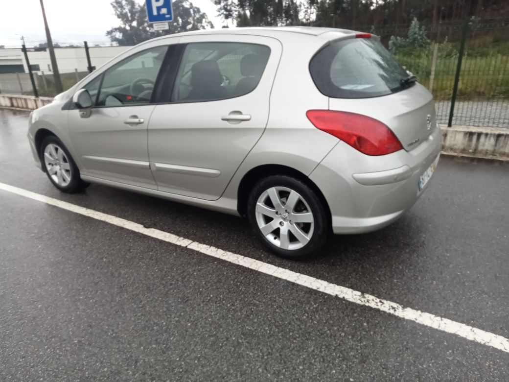 PEUGEOT 308 hdi 110cv