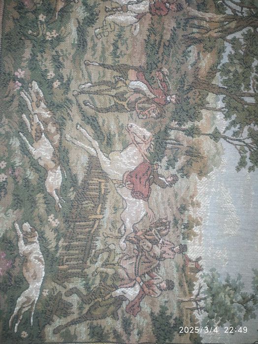 Дві картини з гобелену "Полювання" і "Дівчина з овечкою"