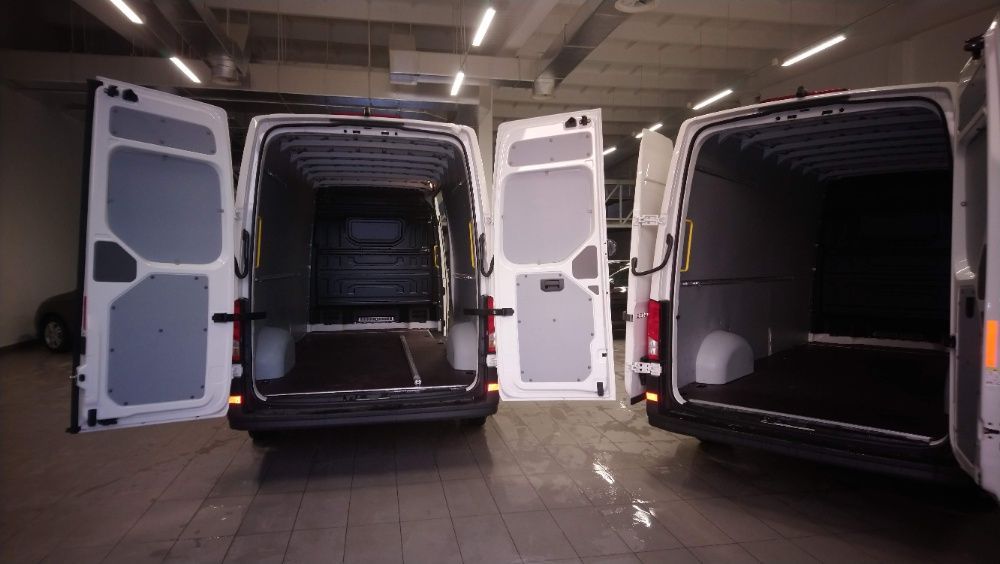 VW Crafter L5H3 Profesjonalne zabudowy PCV aut dostawczych